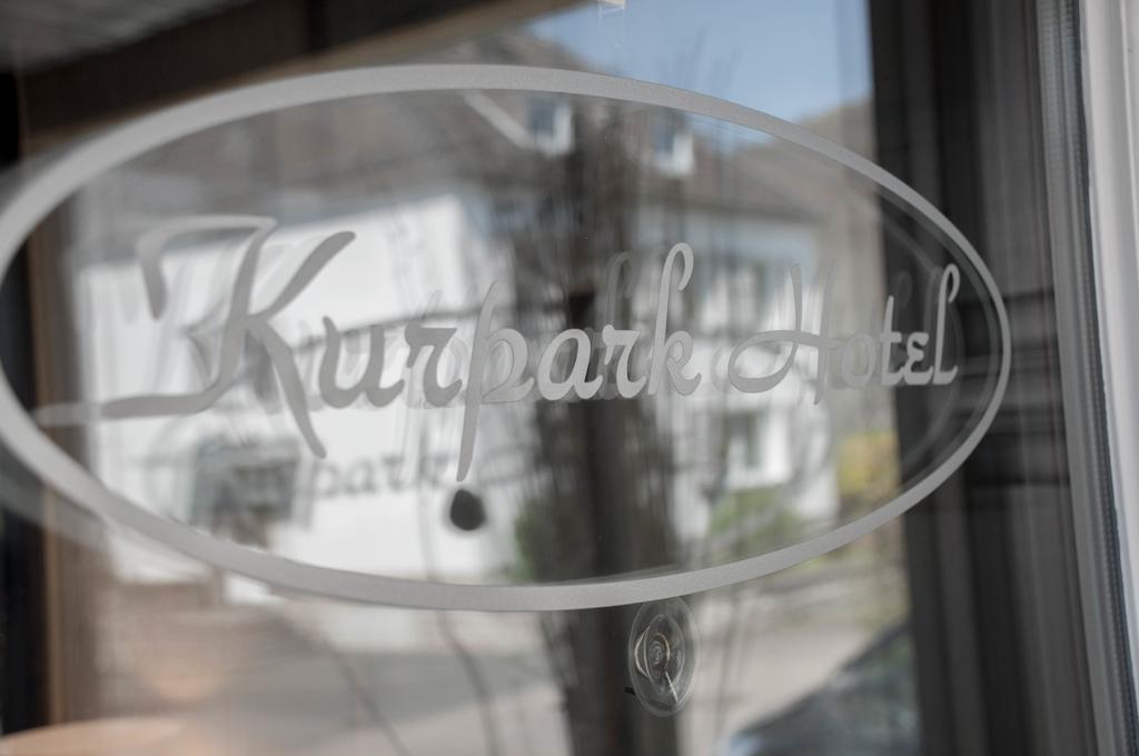 Kurparkhotel-Gemuend Buitenkant foto